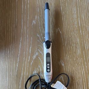 Remington curling iron